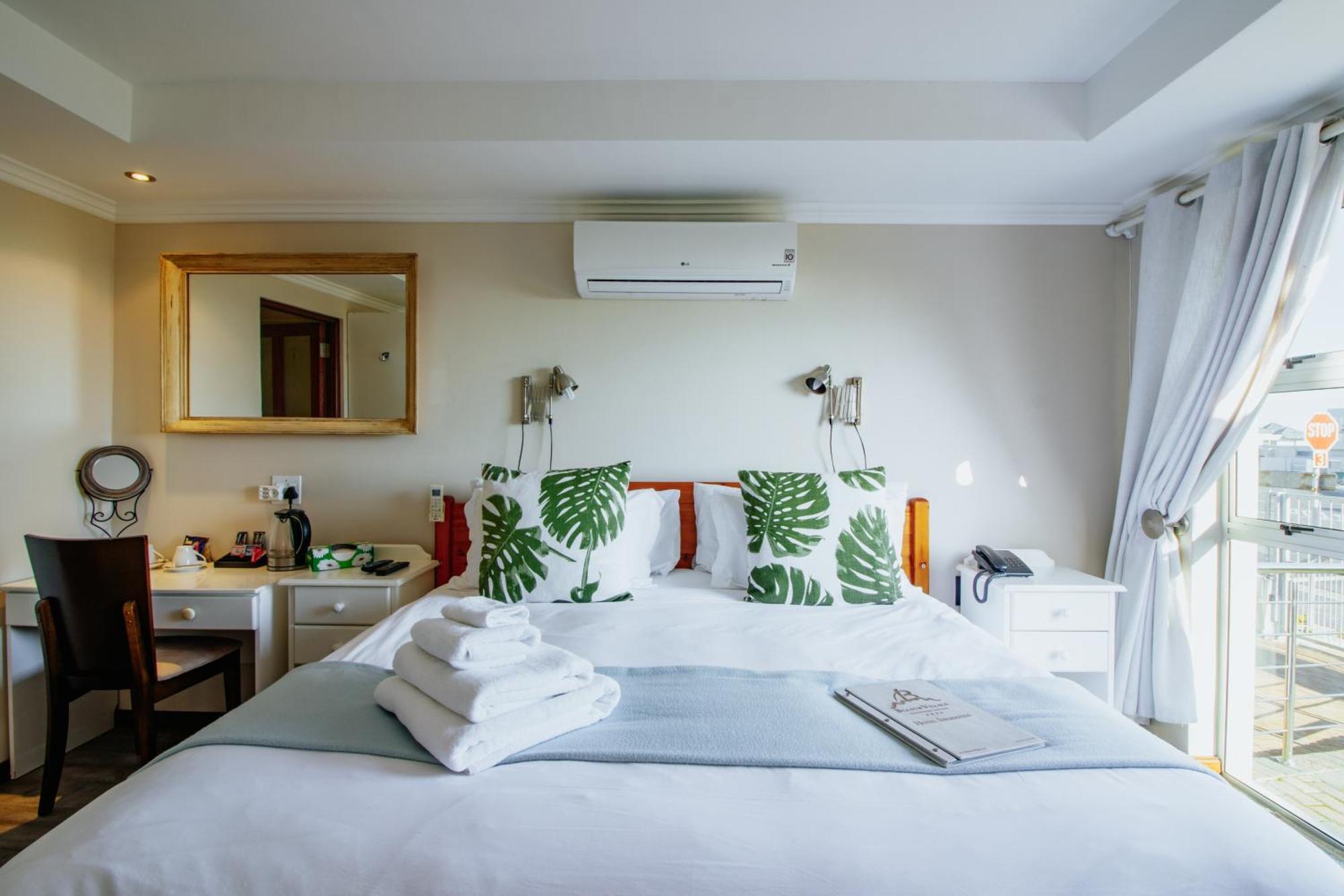 Blaauw Village Guest House Bloubergstrand Eksteriør bilde