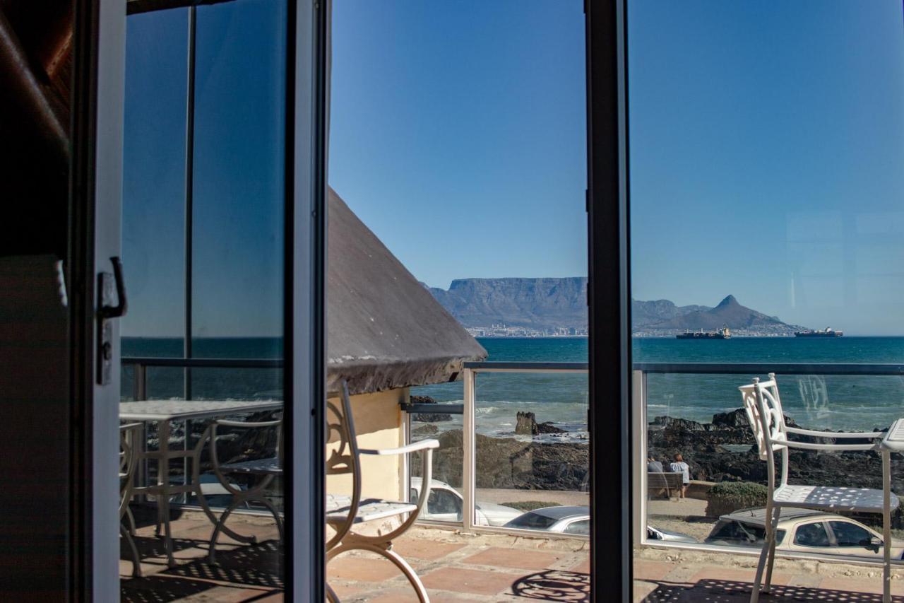 Blaauw Village Guest House Bloubergstrand Eksteriør bilde